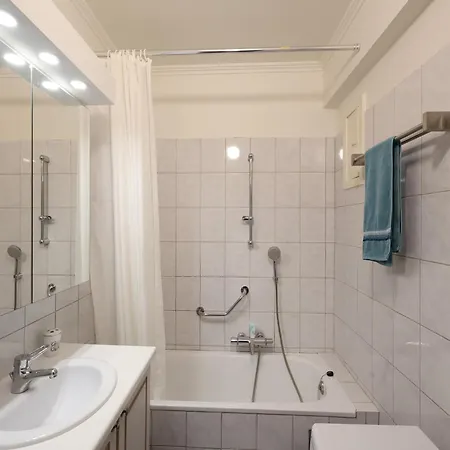 Apartment By The Coast In Belgium, Cleaning Included Oostduinkerke